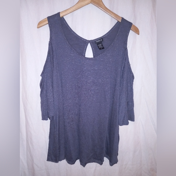 TORRID Open Shoulder Top - Picture 1 of 3